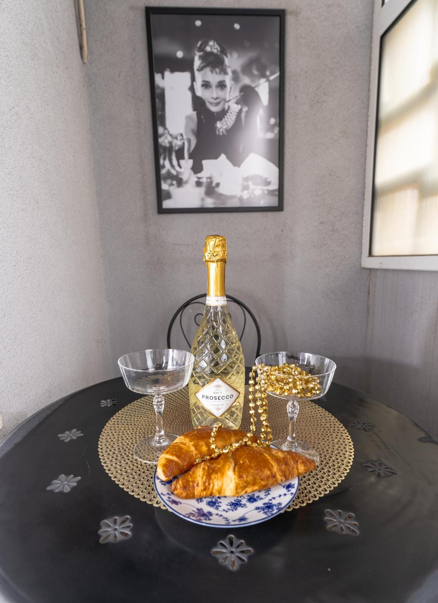 Apartment Sophie'S Place Сплит Экстерьер фото